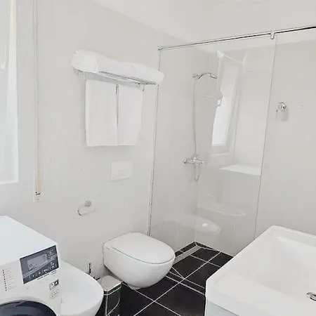 Apartmán First Street Sarandë